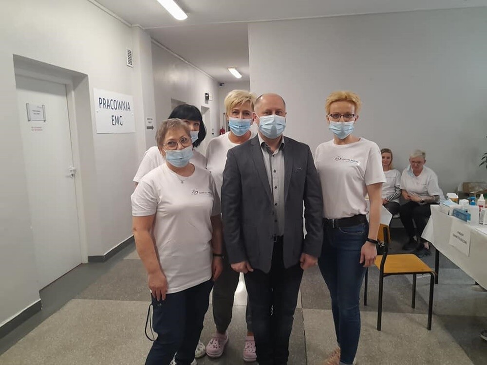 Bezpłatne badania profilaktyczne, porady specjalistów i fizjoterapeutów, a także edukacyjne atrakcje dla dzieci. Tak wyglądał program "Białej soboty" w Szpitalu Miejskim w Rudzie Śląskiej, która odbyła się 15 kwietnia.

fot. UM Rud Śląska / Szpital Miejski w Rudzie Śląskiej