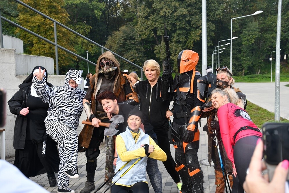Przeciwdziałanie stygmatyzacji osób chorujących psychicznie oraz popularyzacja idei higieny psychicznej poprzez aktywność fizyczną – to cele, które postawili przed sobą organizatorzy Biegu dla Zdrowia Psychicznego.

fot. Jacek Knapik
