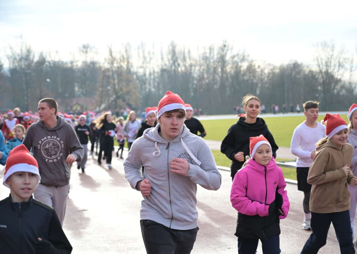 Bieg Mikołajów. / fot Marek Faber