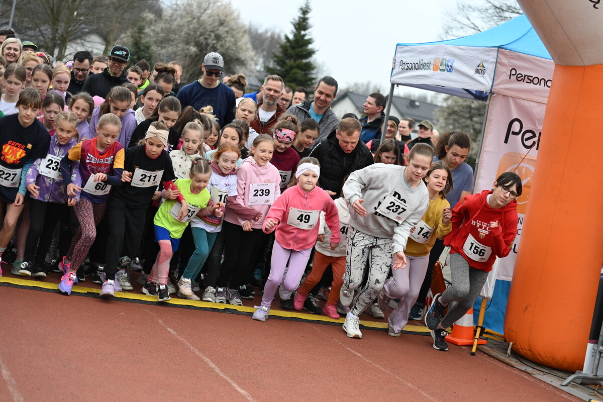 Rudzianie po raz kolejny pobiegli z wiewiórką! Za nami kwietniowa edycja biegu / fot. Krzysztof Faber