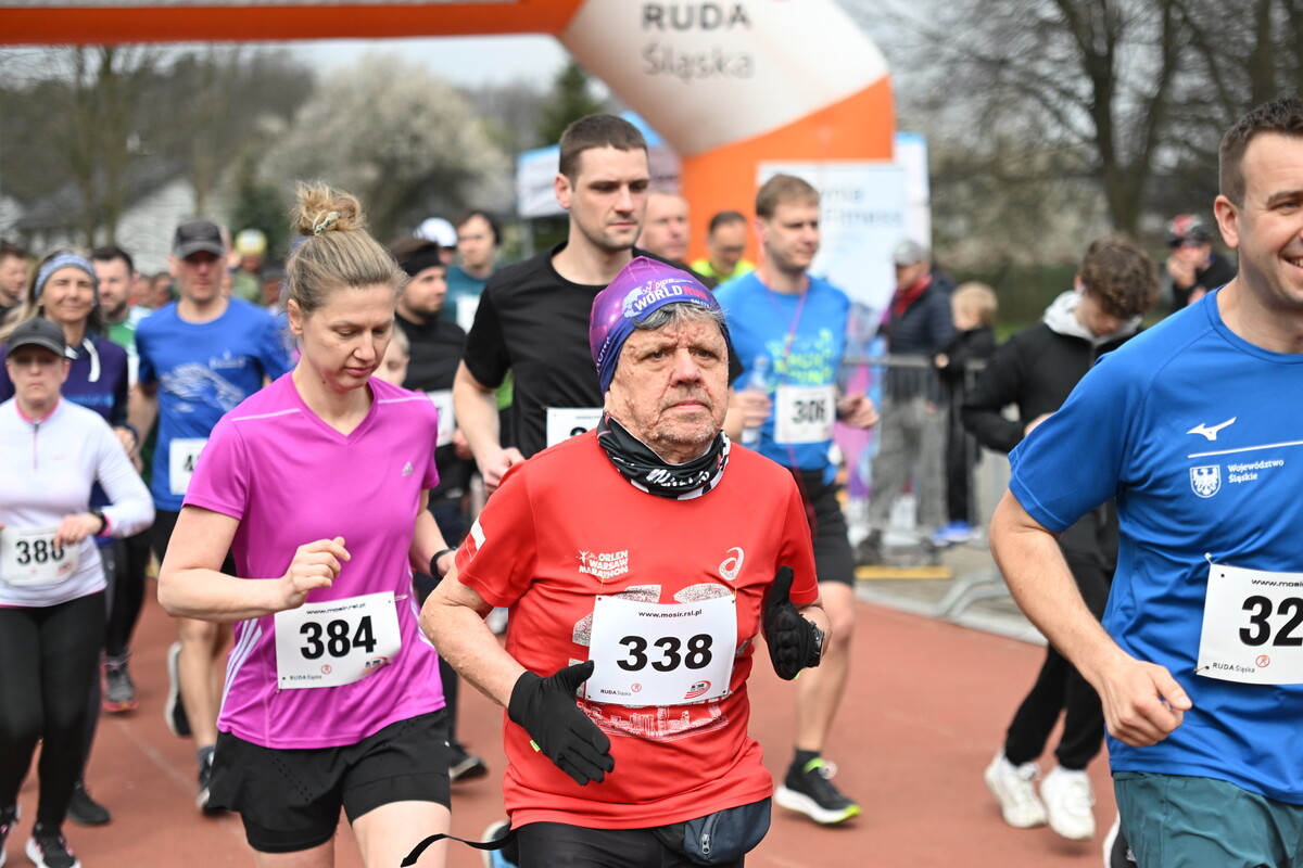 Rudzianie po raz kolejny pobiegli z wiewiórką! Za nami kwietniowa edycja biegu / fot. Krzysztof Faber