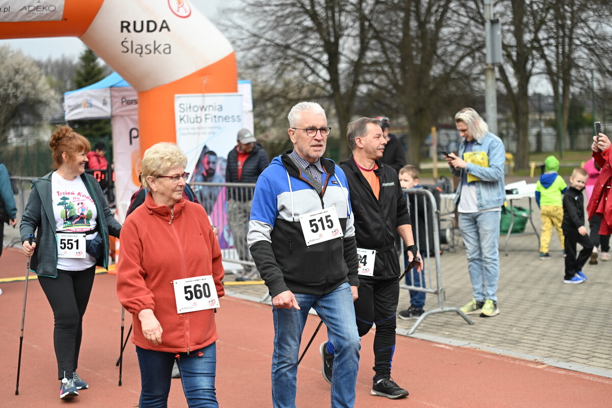 Rudzianie po raz kolejny pobiegli z wiewiórką! Za nami kwietniowa edycja biegu / fot. Krzysztof Faber
