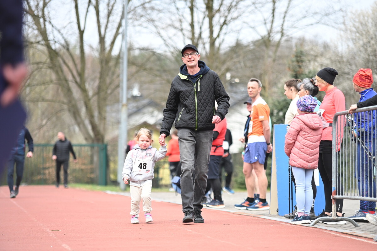 Rudzianie po raz kolejny pobiegli z wiewiórką! Za nami kwietniowa edycja biegu / fot. Krzysztof Faber
