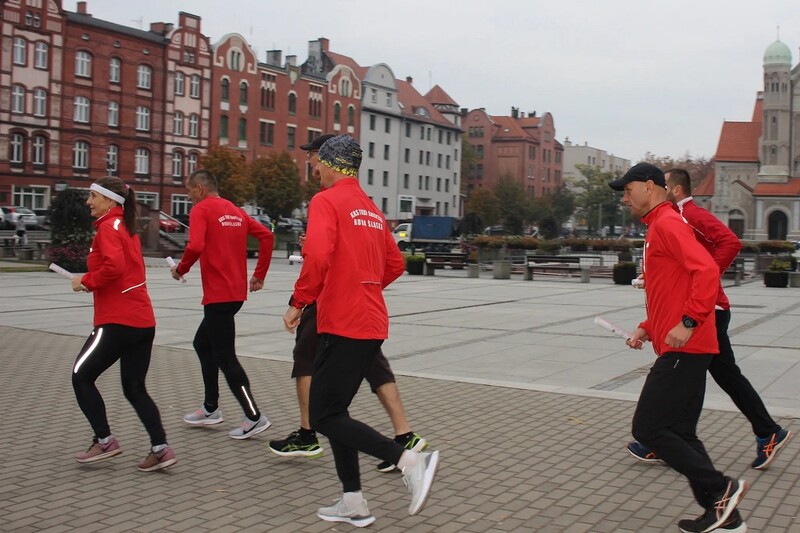 Biegacze z Rudy Śląskiej pobiegną do Wadowic – 374 km w hołdzie papieżowi