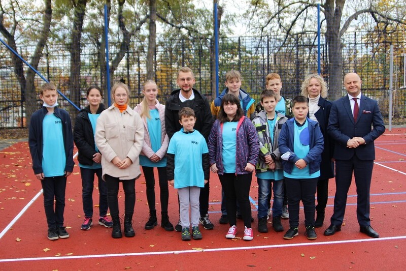 Boisko przy Szkole Podstawowej nr 21 w Kochłowicach zostało oficjalnie otwarte!