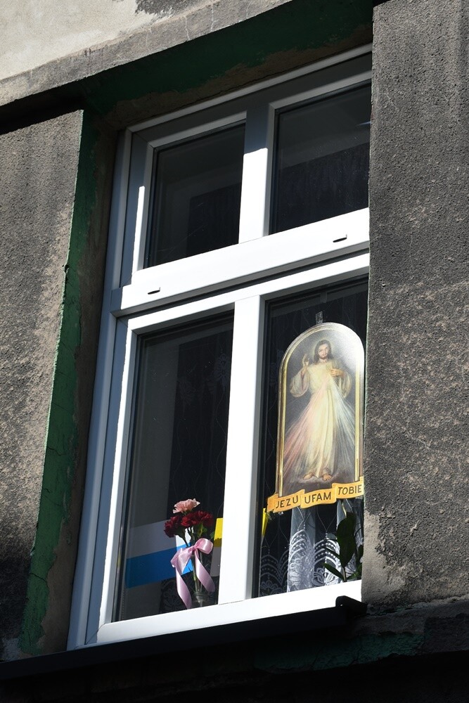 Ulicami wszystkich dzielnic naszego miasta przeszły dzisiaj procesje z okazji obchodów Uroczystości Najświętszego Ciała i Krwi Chrystusa.

fot. Jacek Knapik