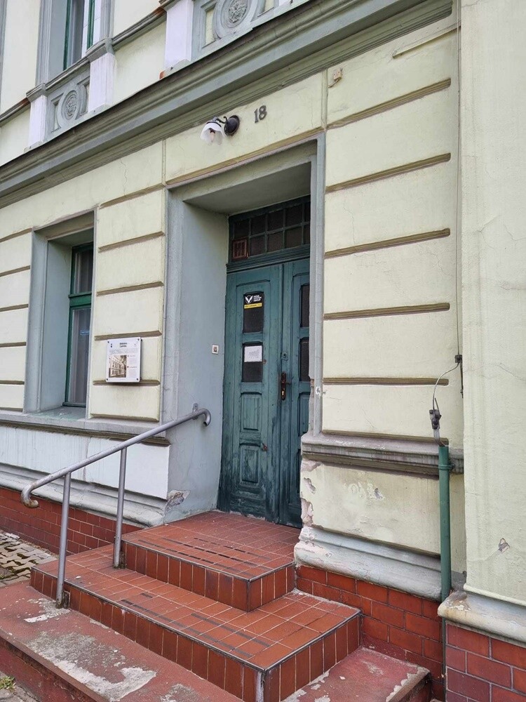 Na początku ubiegłego roku władze miasta poinformowały, że dawny budynek biblioteki centralnej w Wirku przejdzie gruntowny remont. Postanowiliśmy sprawdzić, na jakim etapie jest projekt.