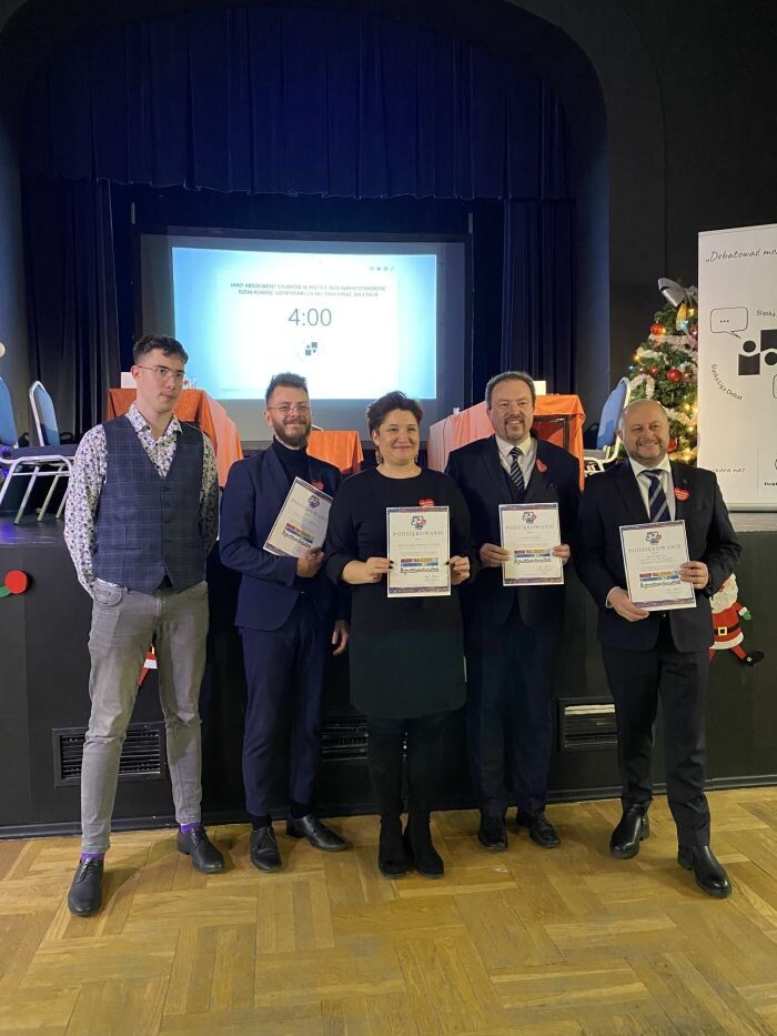 Pokazowe debaty oksfordzkie w ramach WOŚP/fot. FB Michał Pierończyk