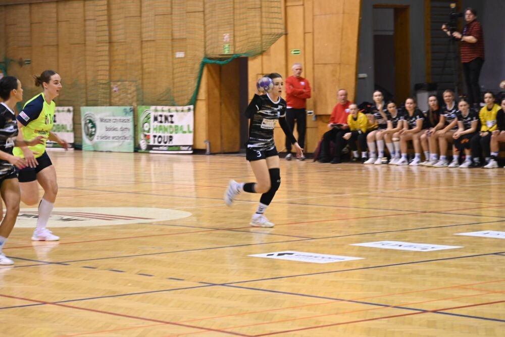 Derby Rudy Śląskiej w piłce ręcznej kobiet/fot. FB Michał Pierończyk
