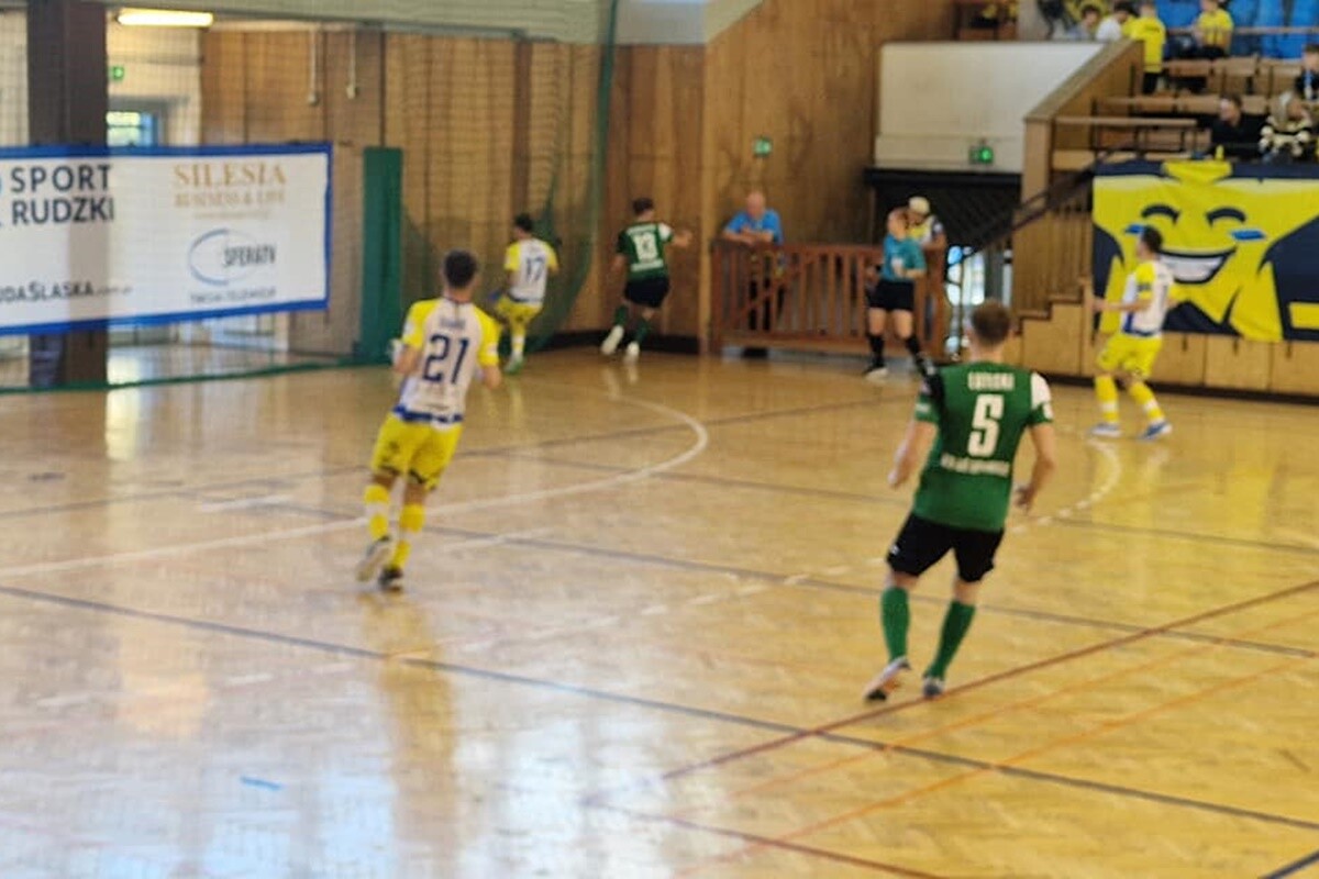 Derby Śląska - 6. kolejka Fogo Futsal Ekstraklasy / fot. SR-S Gwiazda Ruda Śląska