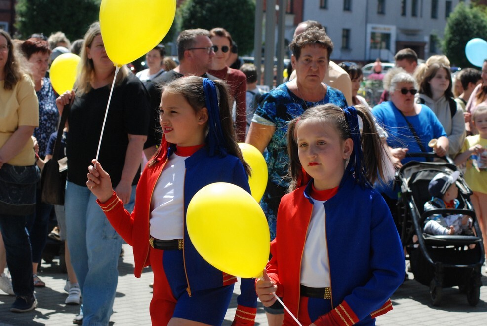 Tegoroczne Dni Rudy Śląskiej połączono z miejskimi obchodami Dnia Dziecka. Impreza dla najmłodszych mieszkańców naszego miasta zainaugurowała w sobotę, 3 czerwca, wielkie świętowanie.