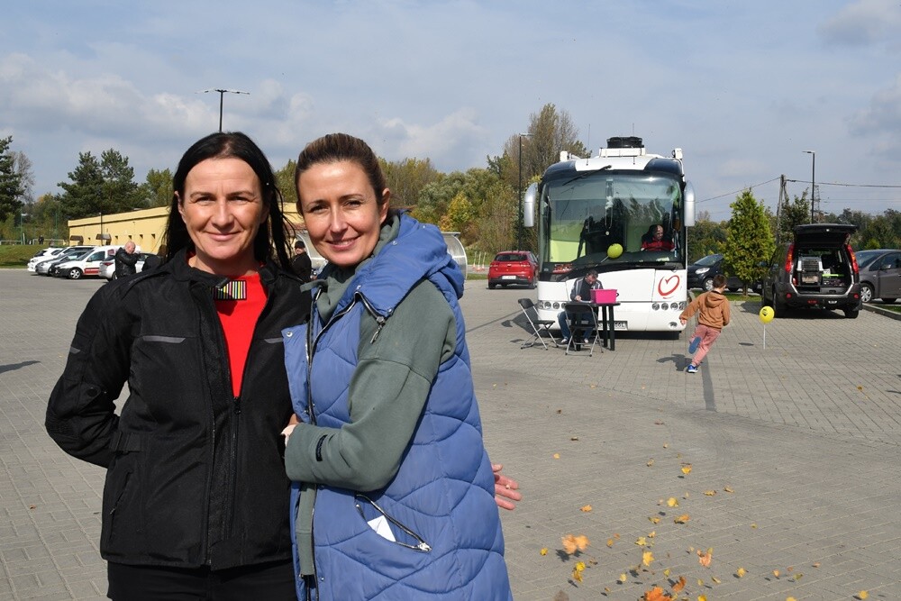 W sobotę na terenie Stadionu Lekkoatletycznego w Rudzie Śląskiej odbyło się wydarzenie „Dobro za Dobro”. Impreza miała charakter charytatywny - cały dochód zebrany podczas imprezy zostanie przekazany na rzecz braci bliźniaków z Rudy Śląskiej - Maćka i Piotrka – podopiecznych Fundacji Aktywni My.

fot. Jacek Knapik