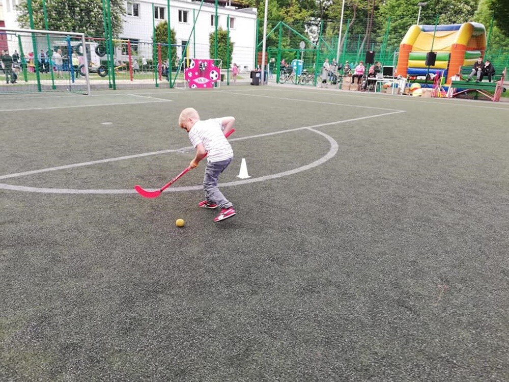 Pierwszy czerwca to wyjątkowy dzień dla wszystkich dzieci. Nie inaczej było w naszym mieście. Na Orliku w Nowym Bytomiu pracownicy Miejskiego Ośrodka Sportu i Rekreacji zorganizowali wyjątkowy Dzień Dziecka. 