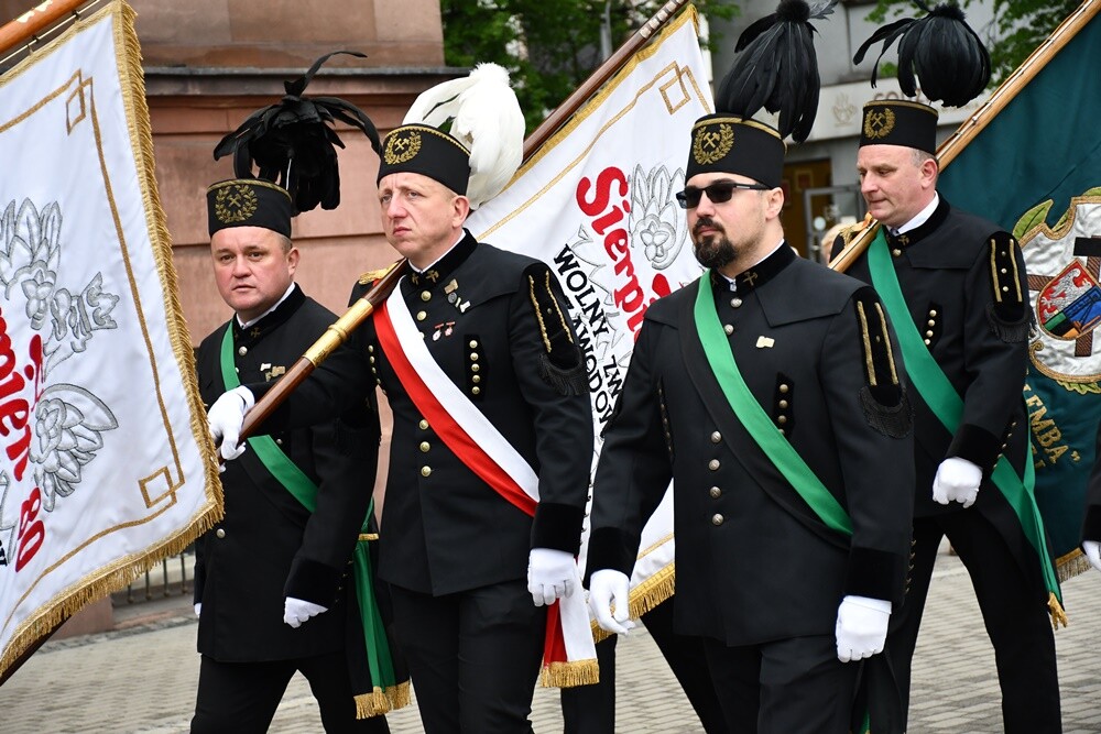 Dzień Hutnika w Rudzie Śląskiej. Hołd dla tradycji i św. Floriana.