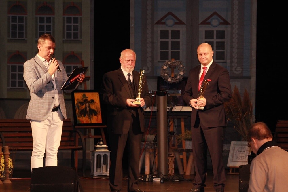 Rudzcy seniorzy świętowali! W Domu Kultury w Bielszowicach odbyły się dwa koncerty z okazji tegorocznego Dnia Seniora. Na scenie wystąpiły gwiazdy śląskiej sceny muzycznej!