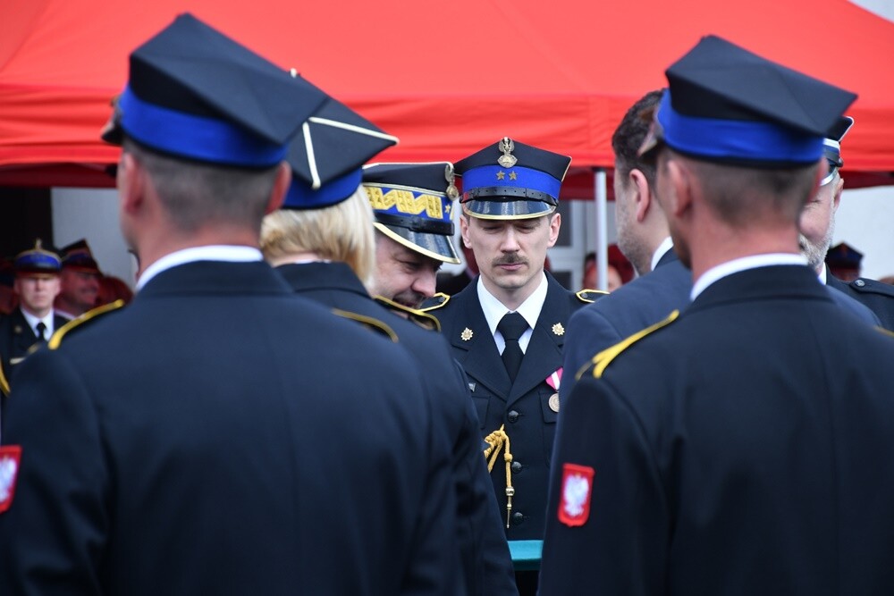 W środę, 10 maja przed siedzibą Komendy Miejskiej Państwowej Straży Pożarnej w Rudzie Śląskiej odbyły się uroczyste Obchody Dnia Strażaka. 

fot. Jacek Knapik