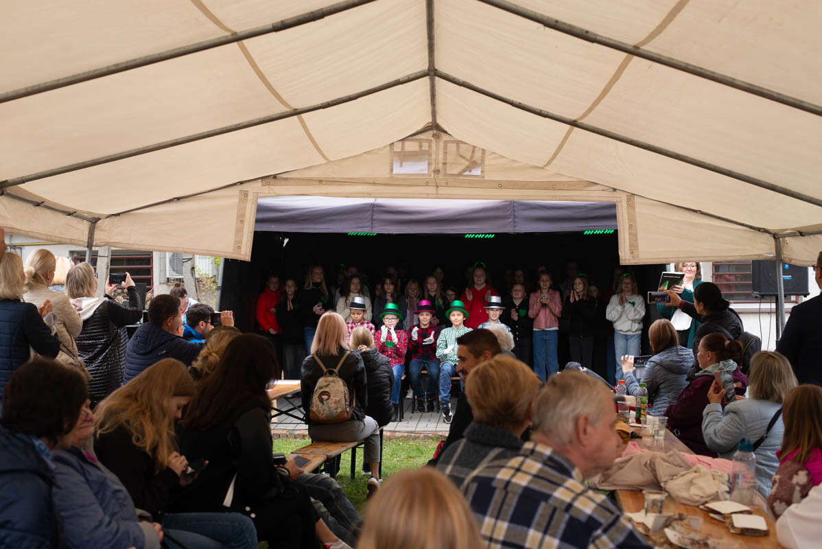 Edukacja ekologiczna przy piekaroku. / fot. Natalia Salwiczek