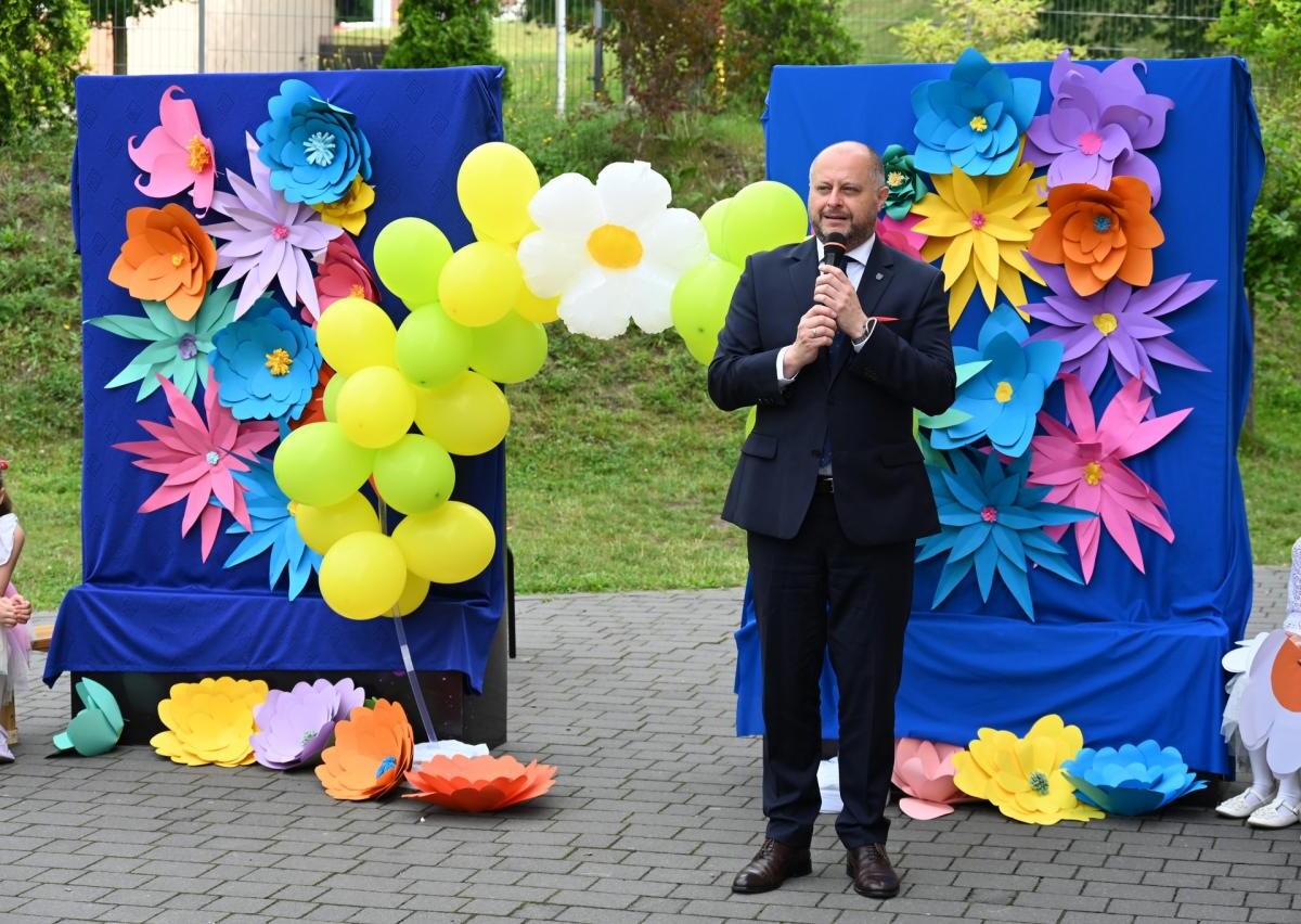 „Zielony zakątek pod chmurką” – to ekopracownia w Zespole Szkolno-Przedszkolnym nr 3 w Rudzie Śląskiej – Bielszowicach, która została wczoraj oficjalnie otwarta / fot. UM Ruda Śląska