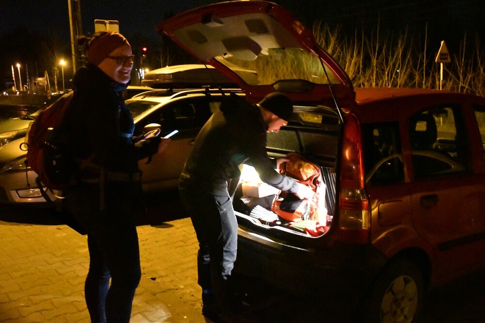 W piątek w Rudzie Śląskiej odbyła się Ekstremalna Droga Krzyżowa. Uczestnicy mieli do pokonania nocą 40 lub 30-kilometrową trasę prowadzącą przez różne dzielnice naszego miasta.

fot. Jacek Knapik