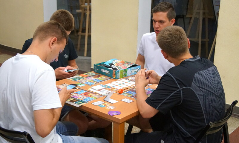 Fani planszówek grali całą noc