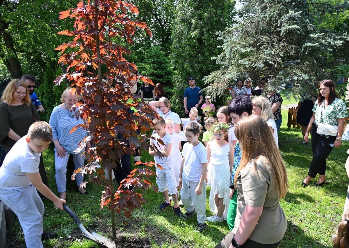 6-letnia Dominika została dziecięcym prezydentem Rudy Śląskiej! Wspólnie z Michałem Pierończykiem odwiedziła Przedszkole nr 37 / fot. Michał Pierończyk FB