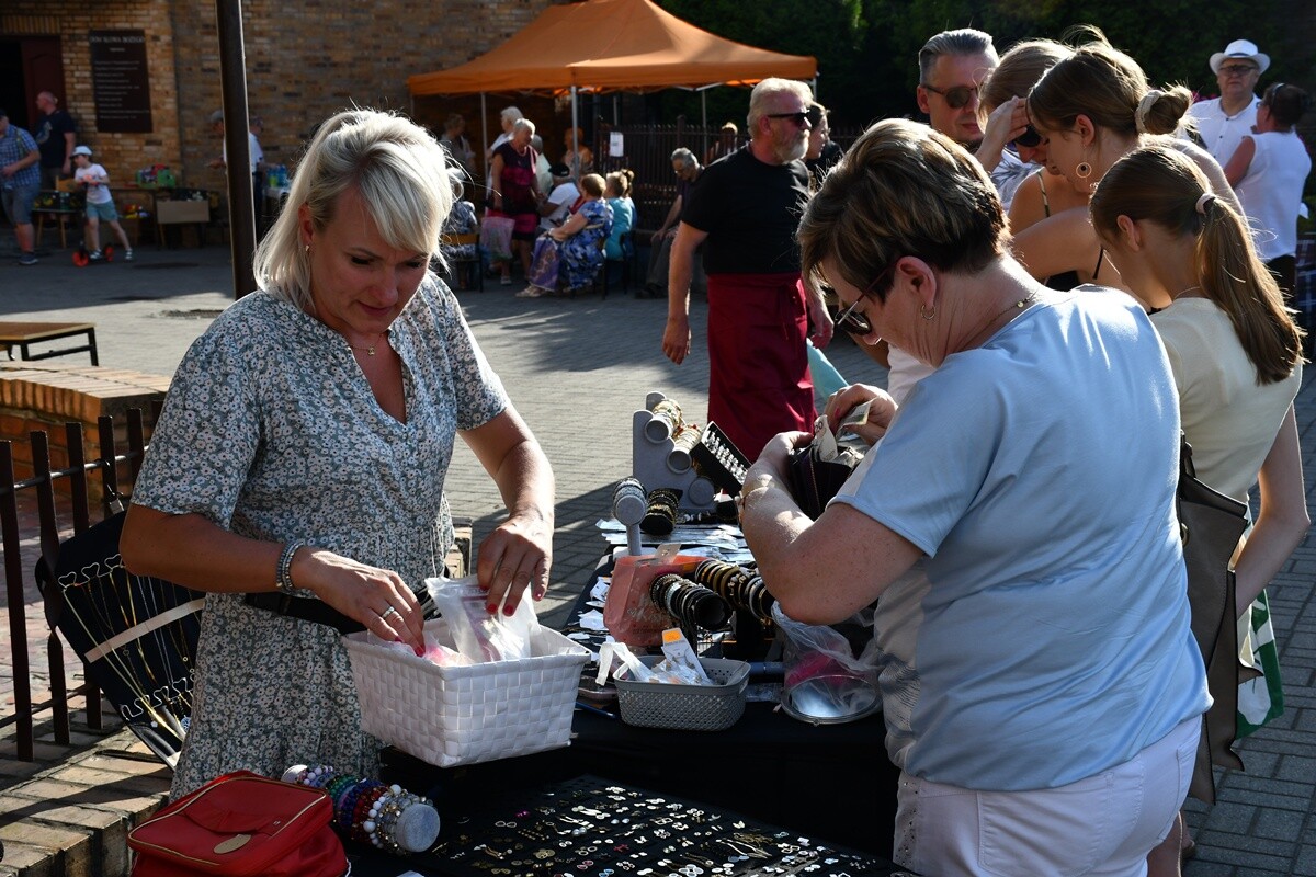 Festyn parafialny przy kościele pw. św. Piusa X.