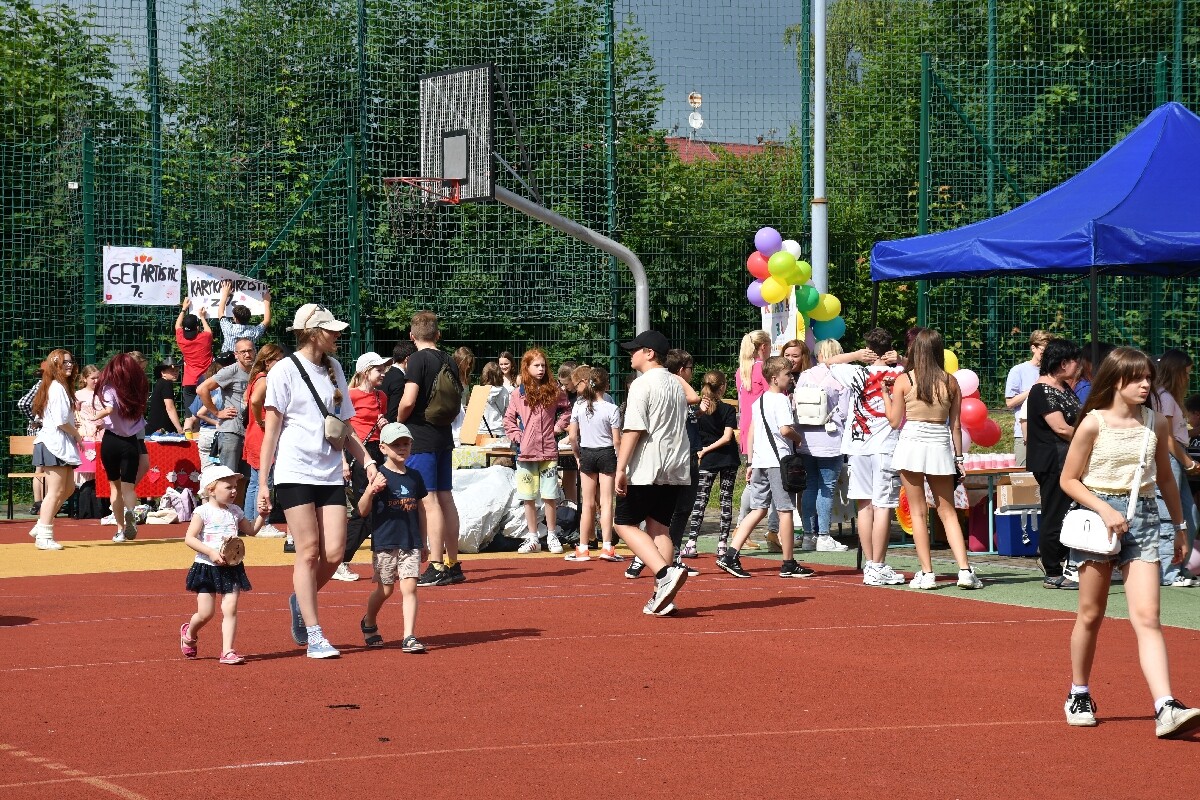 Festyn Rodzinny "Razem Weselej" w SP nr 18. / fot. Jacek Knapik