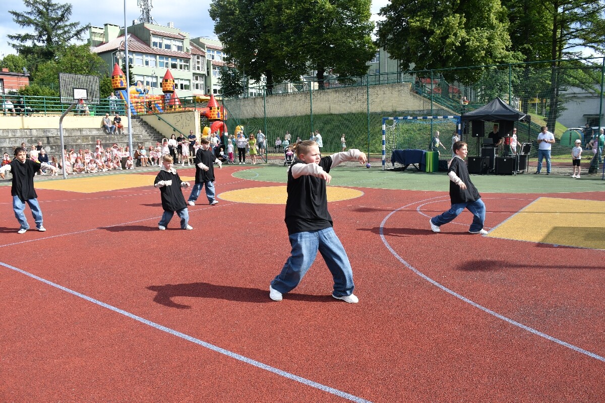 Festyn Rodzinny "Razem Weselej" w SP nr 18. / fot. Jacek Knapik