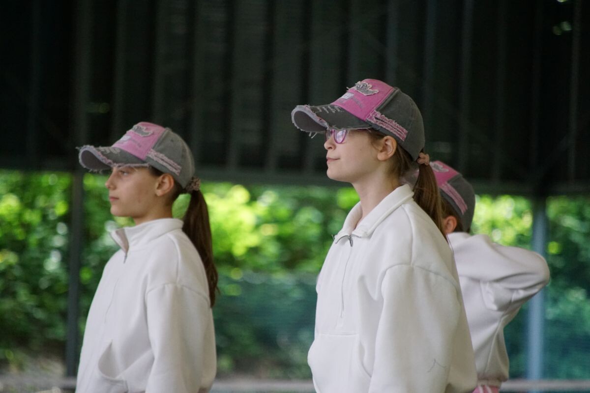 Studio Tańca "Energia" tanecznym krokiem kończy bieżący sezon aktywności! W sobotni poranek, 14 czerwca na kortach tenisowych Burloch Areny odbył się rodzinny festyn.