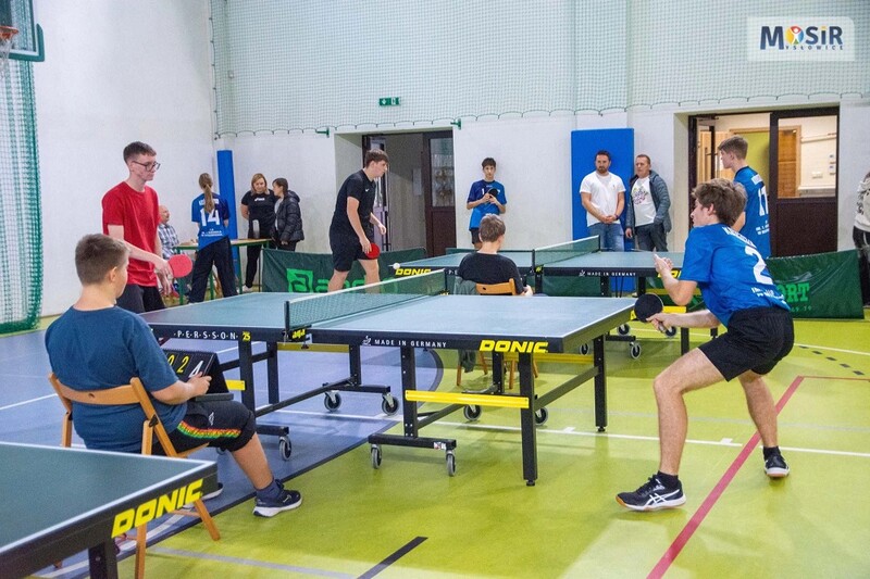 Finały miejskie w tenisie stołowym – zwycięzcy z I i II LO