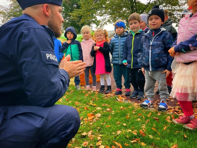 [FOTO] Policjanci odwiedzili kolejnych przedszkolaków z Halemby