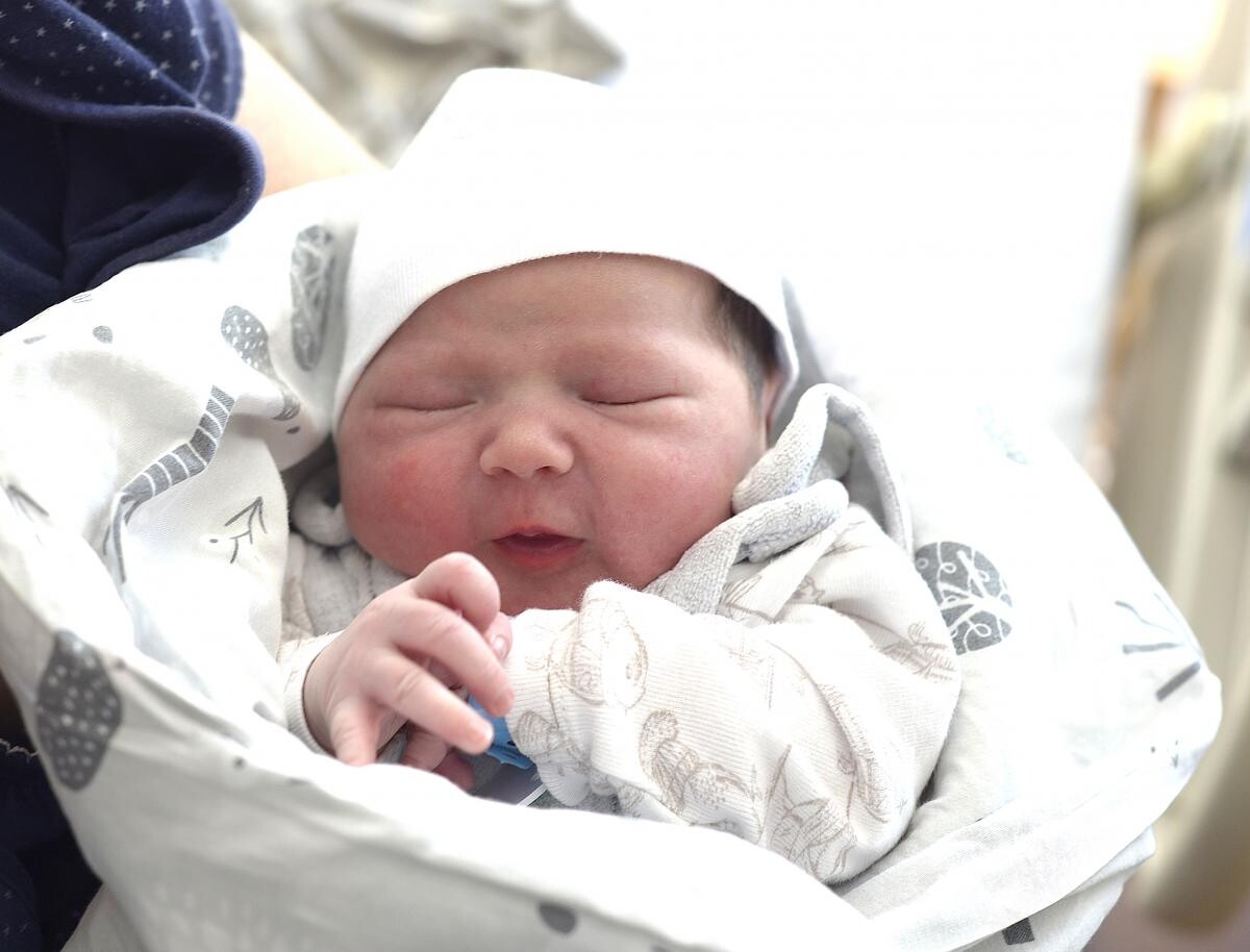 Aurora Skowronek 
ur. 08.05.2025, 3690 g o 55 cm
Córka Izabelli i Wojciecha