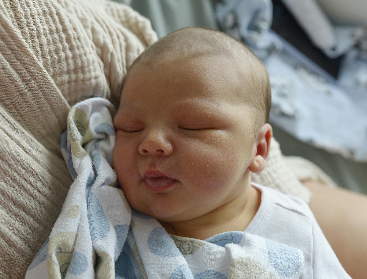 Mikołaj Pokrzywa
ur. 27.05.2025 r., 4280 g i 58 cm
Syn Agnieszki i Dawida 