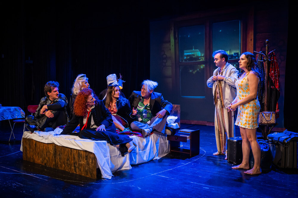 Spektakl komediowy „Horror na wywczasach” w Śląskim Teatrze Impresaryjnym / fot. ŚTI