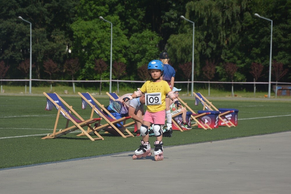 Wczoraj na Burloch Arenie odbył się II Festiwal Rolkowy. Impreza zgromadziła wielu miłośników jazdy na rolkach. Organizatorzy wydarzenia przygotowali wiele atrakcji zarówno dla najmłodszych, jak i dorosłych. 

fot. Jacek Knapik