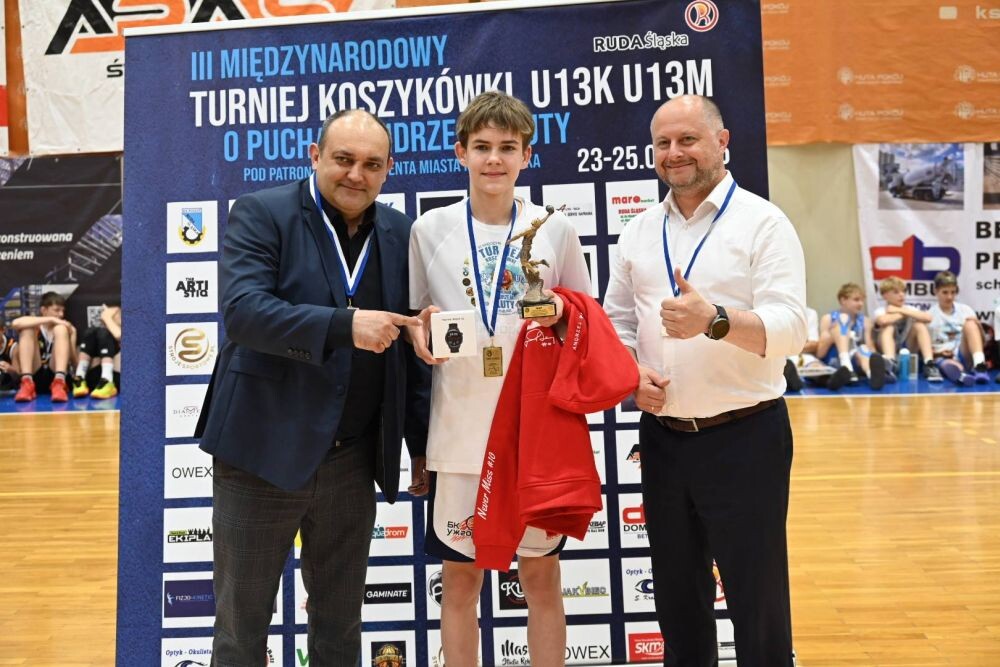 III Międzynarodowy Turniej Koszykówki U13 o Puchar Andrzeja Pluty za nami!/fot. FB Michał Pierończyk