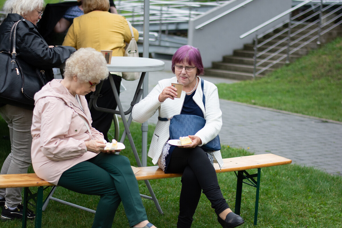 Seniorzy bawili się na całego w Nowym Bytomiu! Tak wyglądała Rudzka Senioriada [ZDJĘCIA] / fot. Marek i Krzysztof Faber