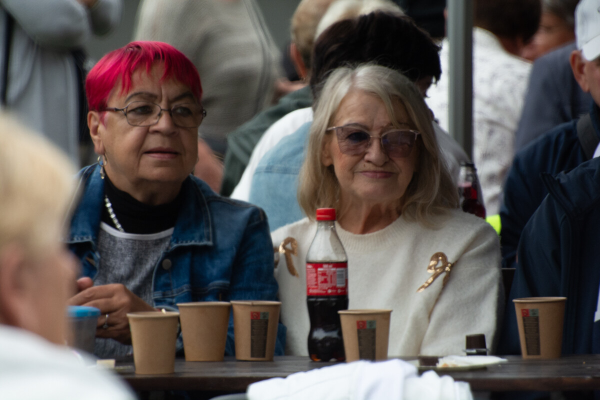 Seniorzy bawili się na całego w Nowym Bytomiu! Tak wyglądała Rudzka Senioriada [ZDJĘCIA] / fot. Marek i Krzysztof Faber