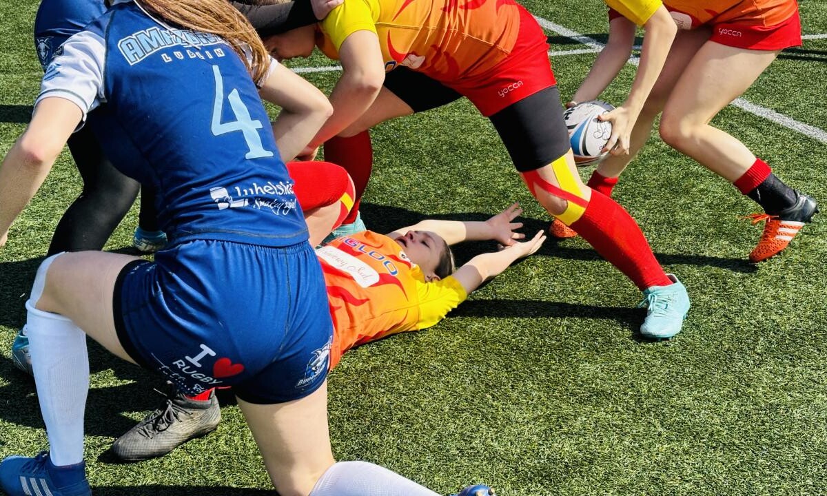 Rudzkie rugbistki do lat 16 (kadetki) zajęły 4 miejsce w rozgrywanym w sobotę IV turnieju Mistrzostw Polski Kobiet Rugby 7 U16 / fot. K. S. RUGBY Ruda Śląska