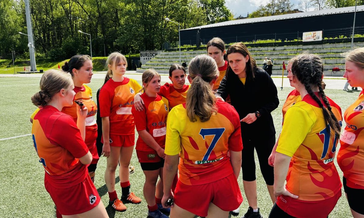 Rudzkie rugbistki do lat 16 (kadetki) zajęły 4 miejsce w rozgrywanym w sobotę IV turnieju Mistrzostw Polski Kobiet Rugby 7 U16 / fot. K. S. RUGBY Ruda Śląska