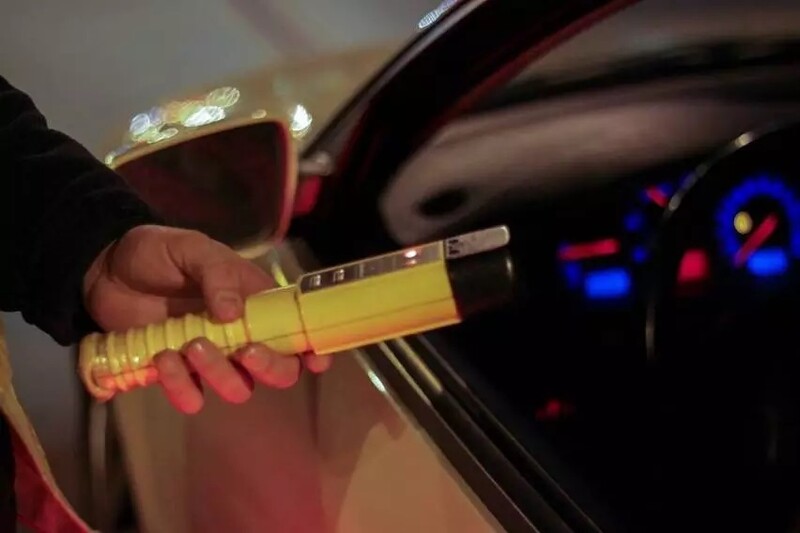 Jechał pijany i bez uprawnień. 48-latek miał prawie 1,5 promila alkoholu w organizmie