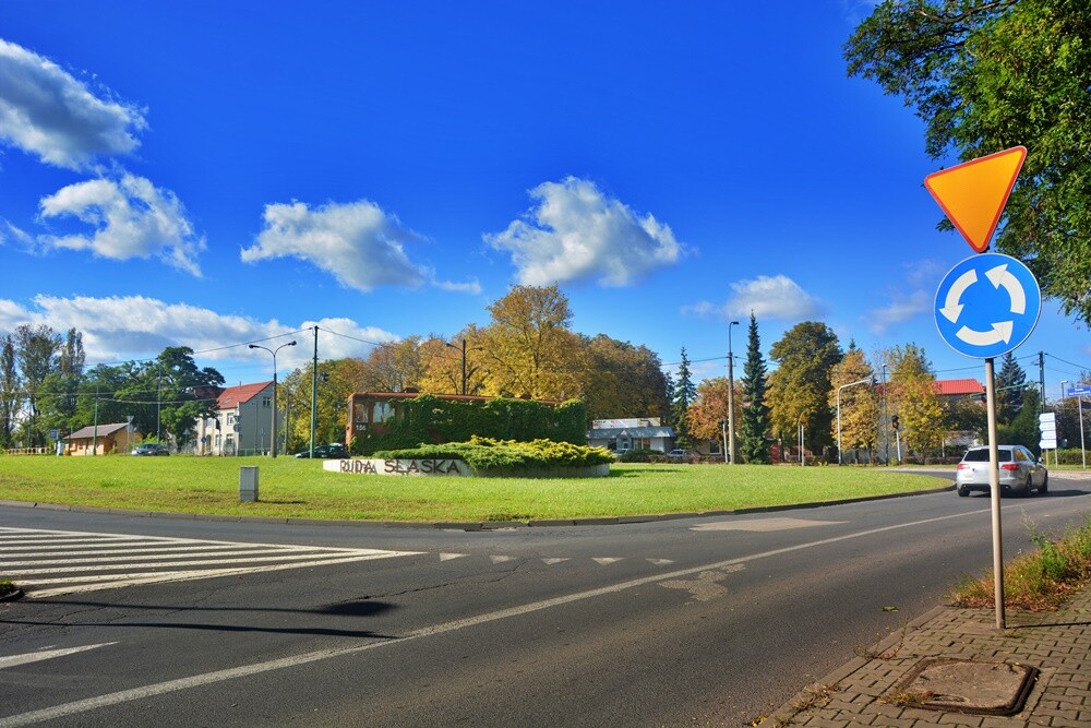 Fotograf Jacek Knapik wybrał się na wycieczkę po Rudzie Śląskiej w poszukiwaniu złotej rudzkiej jesieni.