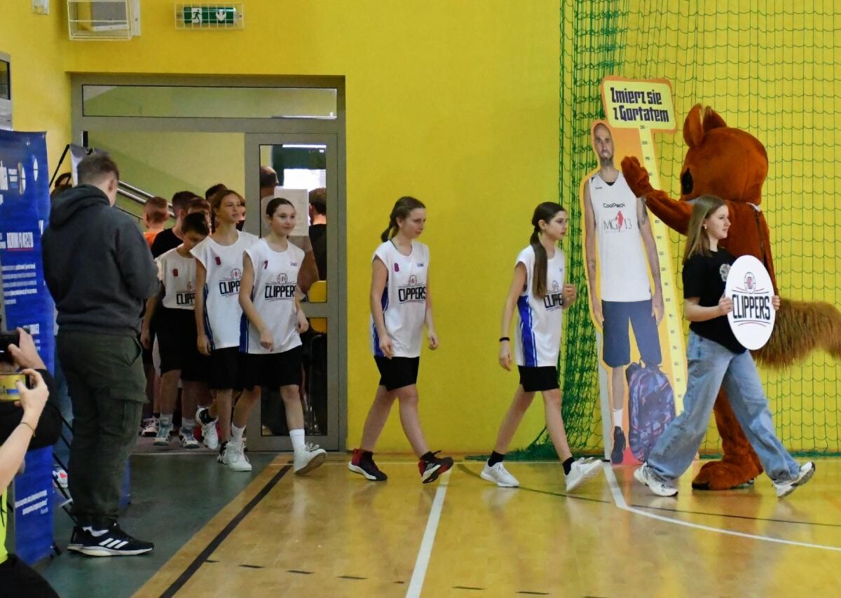 Wczoraj, 20 stycznia w sali gimnastycznej Szkoły Podstawowej nr 14 w Rudzie Śląskiej odbyła się druga edycja Jr. NBA Projekt Basket League.