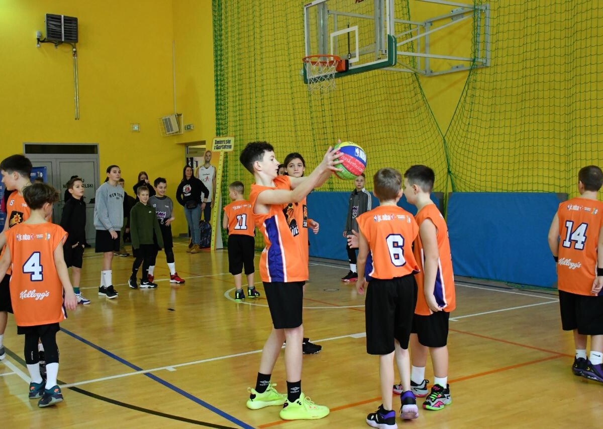 Wczoraj, 20 stycznia w sali gimnastycznej Szkoły Podstawowej nr 14 w Rudzie Śląskiej odbyła się druga edycja Jr. NBA Projekt Basket League.