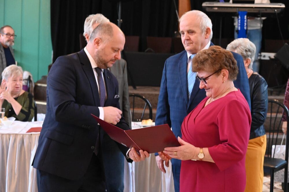 Jubileusze seniorów w siedzibie chóru "Słowiczek"/fot. FB Michał Pierończyk