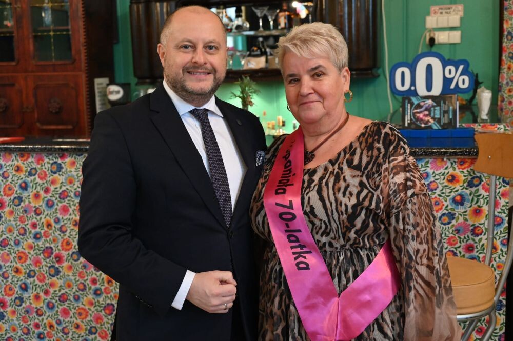 Jubileusze seniorów w siedzibie chóru "Słowiczek"/fot. FB Michał Pierończyk