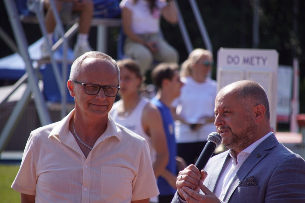 W sobotnie popołudnie, 21 czerwca na stadionie przy ulicy Czarnoleśnej 12 odbył się Jubileuszowy Mityng TL "Pogoń"!