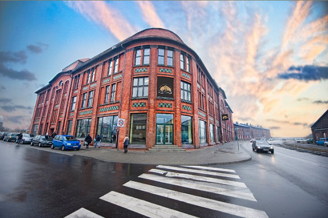 Kaufhaus niczym katowicki Nikiszowiec - Andrzej Truszczyński, dom handlowy "Kaufhaus"