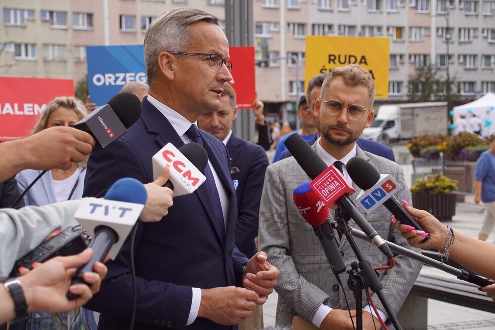 1 sierpnia na nowobytomskim rynku, Krzysztof Mejer zwołał konferencję prasową, podczas której, wielu śląskich samorządowców poparło jego kandydaturę na funkcję prezydenta Rudy Śląskiej.