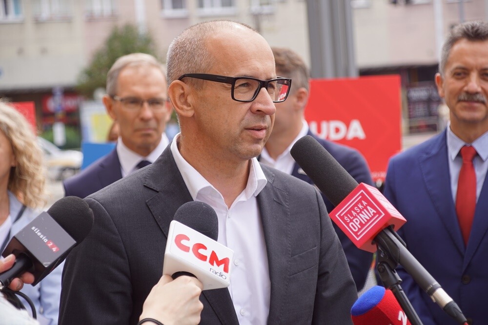 1 sierpnia na nowobytomskim rynku, Krzysztof Mejer zwołał konferencję prasową, podczas której, wielu śląskich samorządowców poparło jego kandydaturę na funkcję prezydenta Rudy Śląskiej.